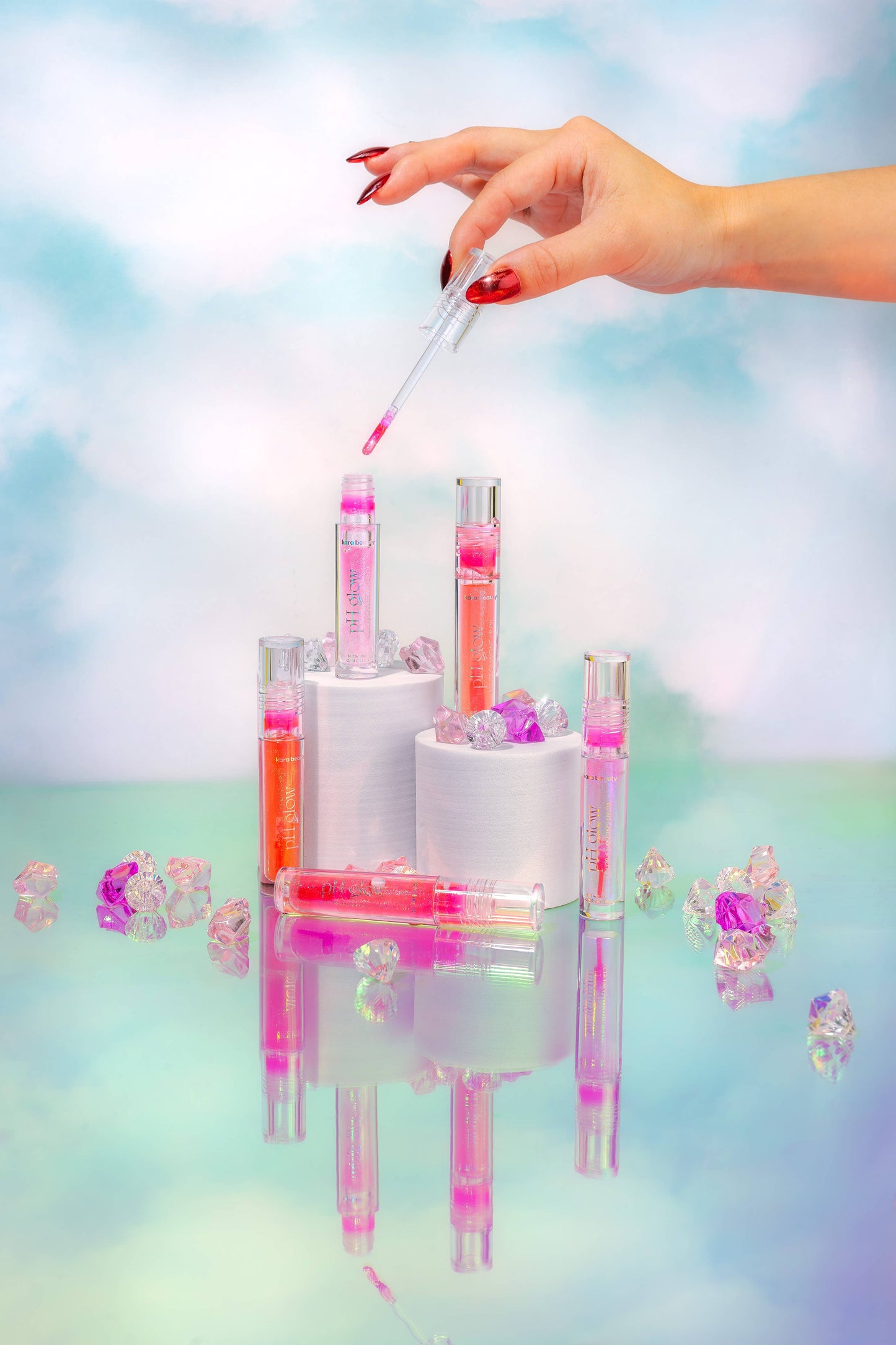 Kara Beauty - PH Glow Lip Oil: Sheer Berry