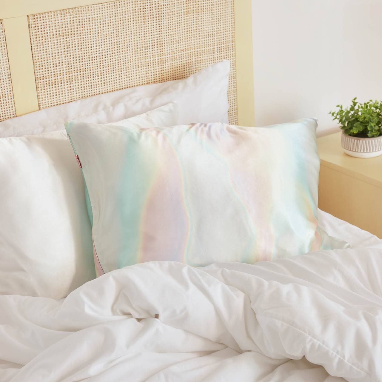 Satin Pillowcase - Aura