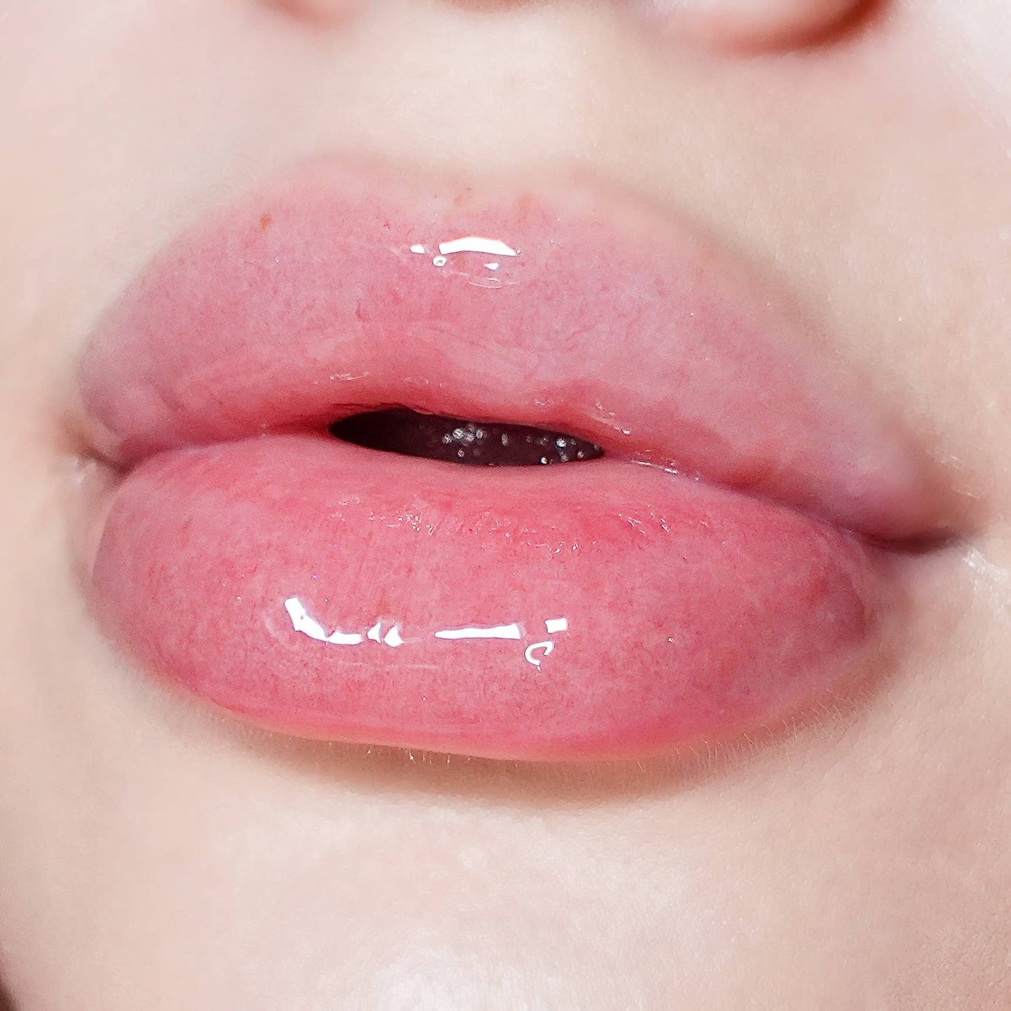 Kara Beauty - LEVEL UP! Nourishing Lip Gloss – Classic (Clear Lip Gloss)